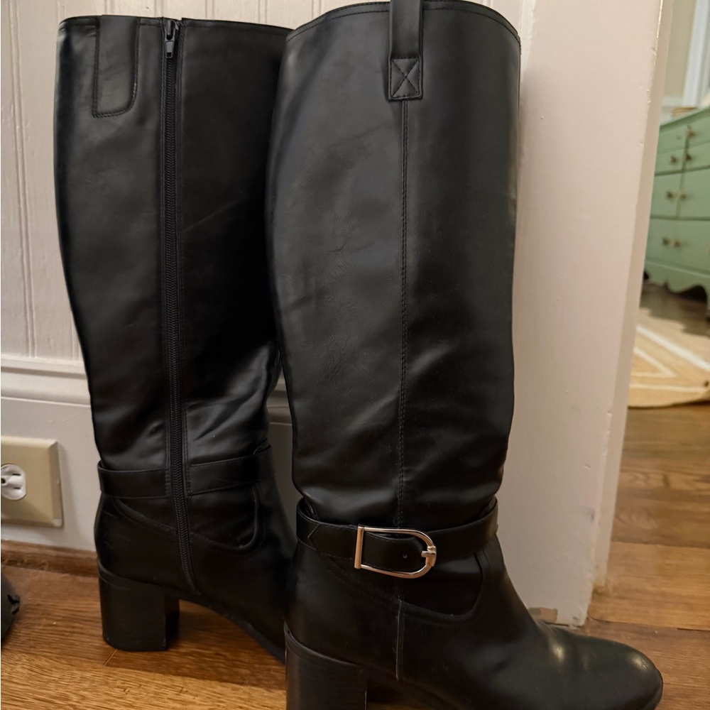 Life Stride Black Heeled Boots